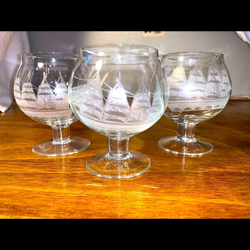 Toscany Etched Crystal Clipper Snifters Trio